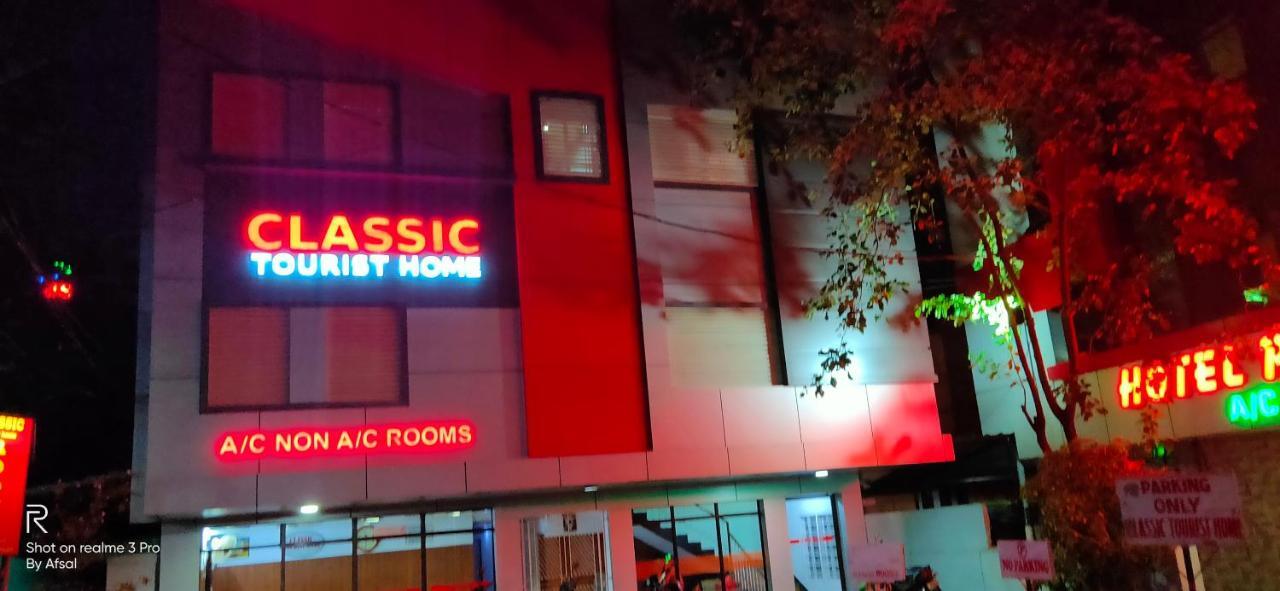 Classic Tourist Home Kochi Exterior foto